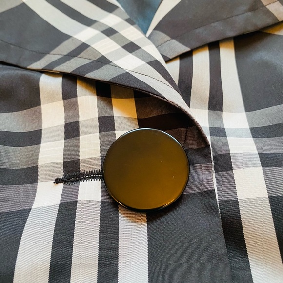 Spring Trench Coat - Picture 6 of 7